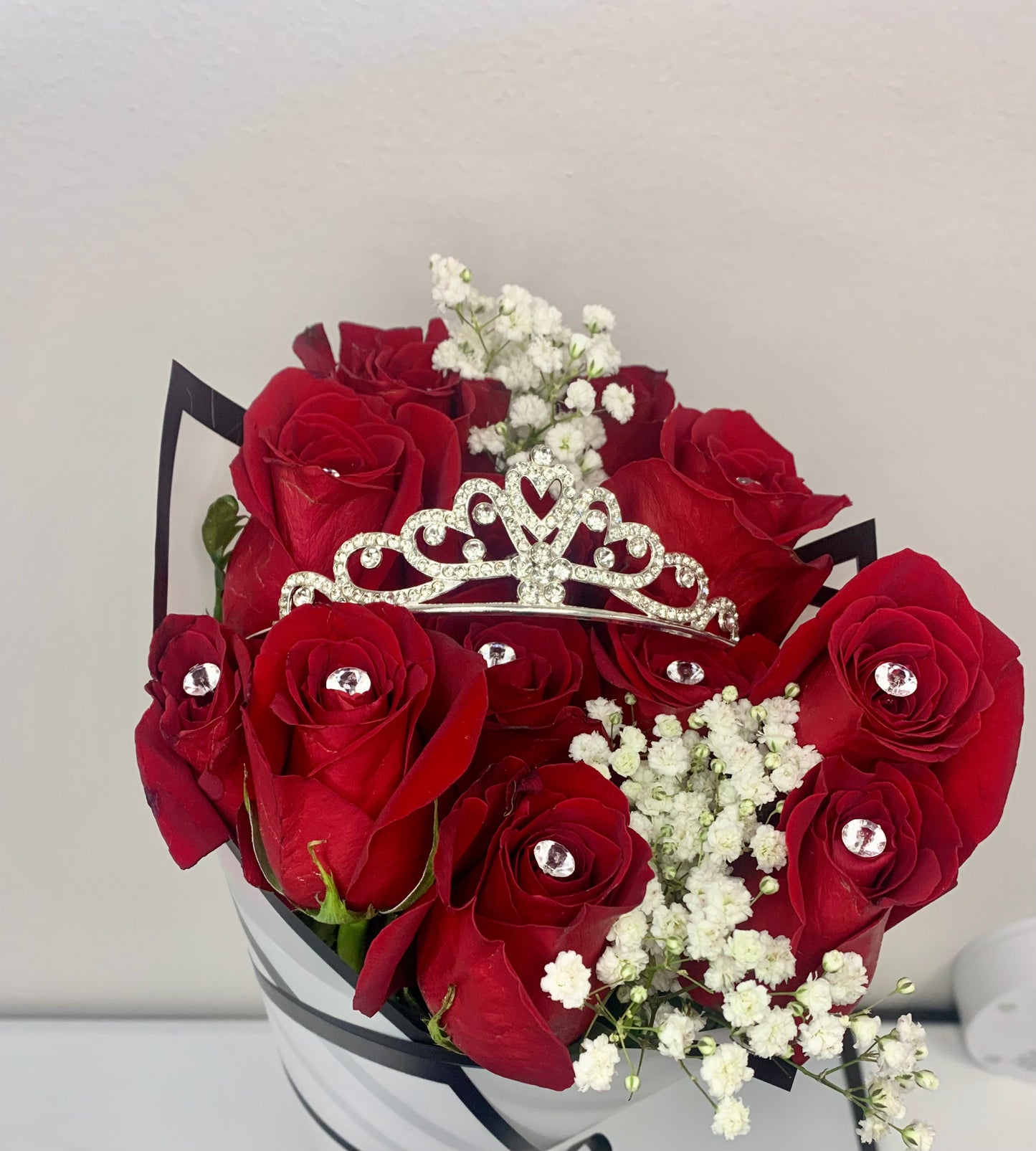 25 Roses - 1 Color - Diamond Luxe Bouquet